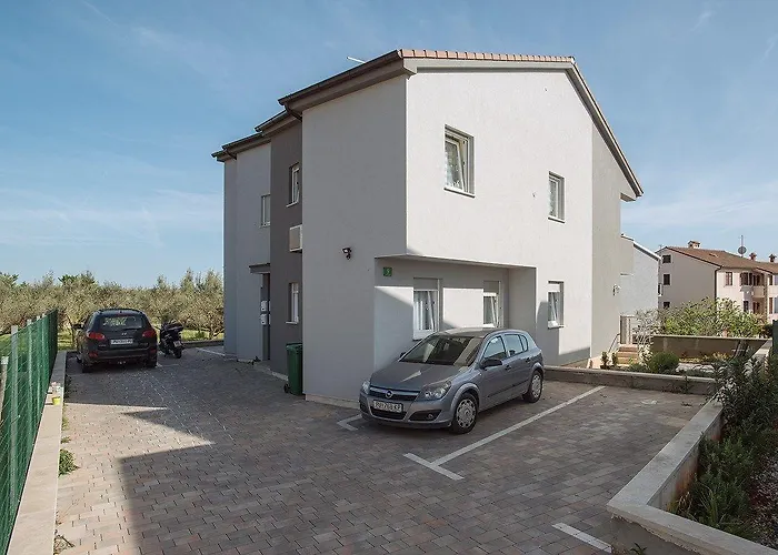 Apartments Elviana