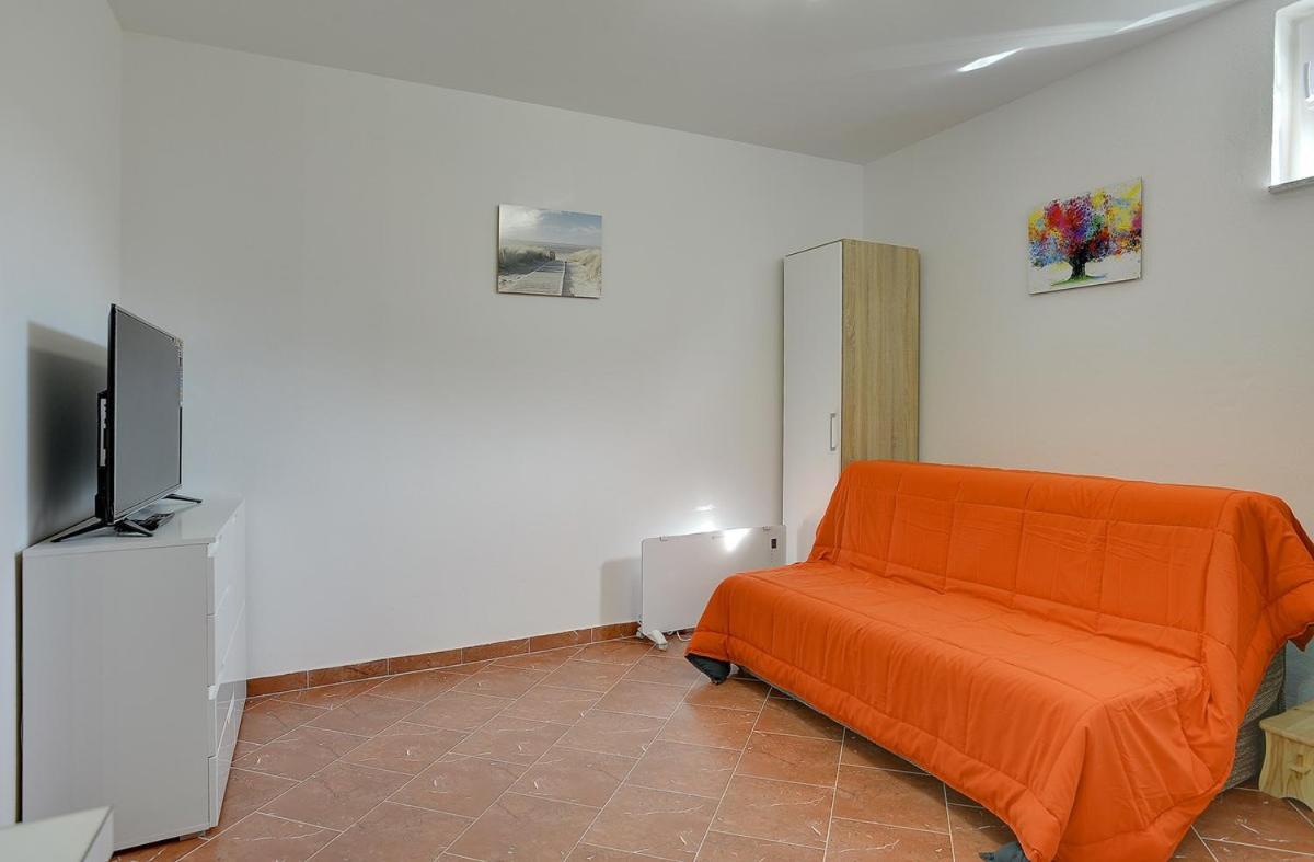 Apartment Elviana *